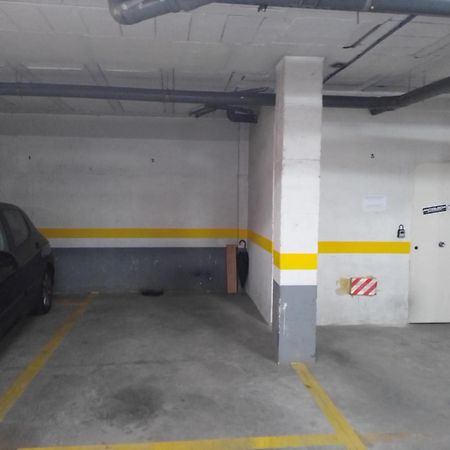 Galindo Center Premium Suites, Free Parking Sevilla Exteriör bild
